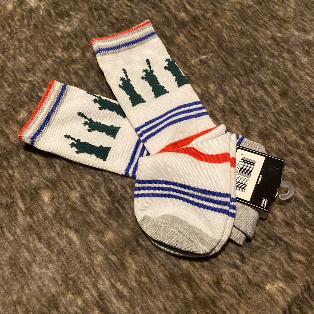 NWT Patriotic Red White & Blue w/liberty statue